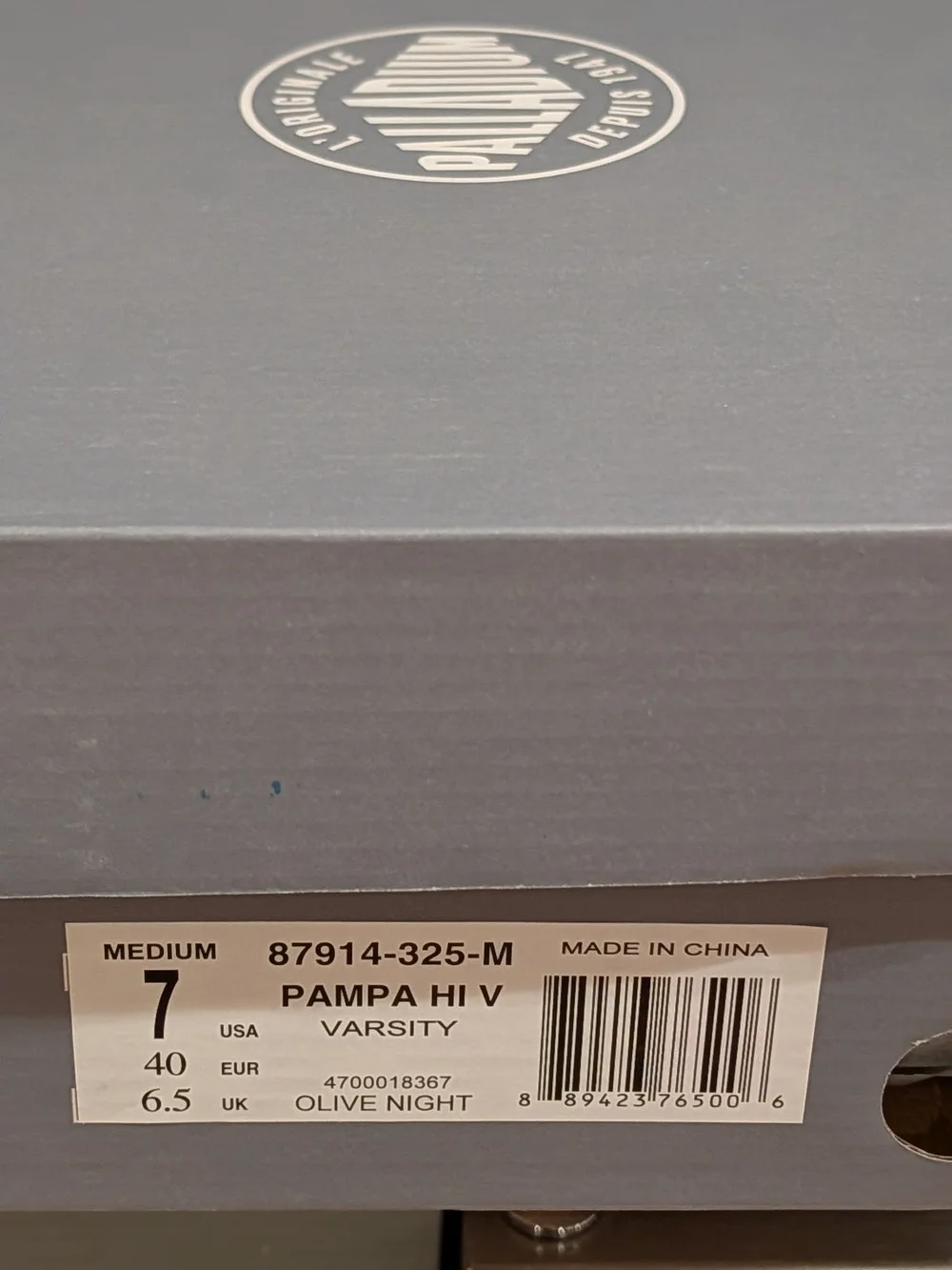 Palladium Olive Night Pampa Hi V Shoe Box